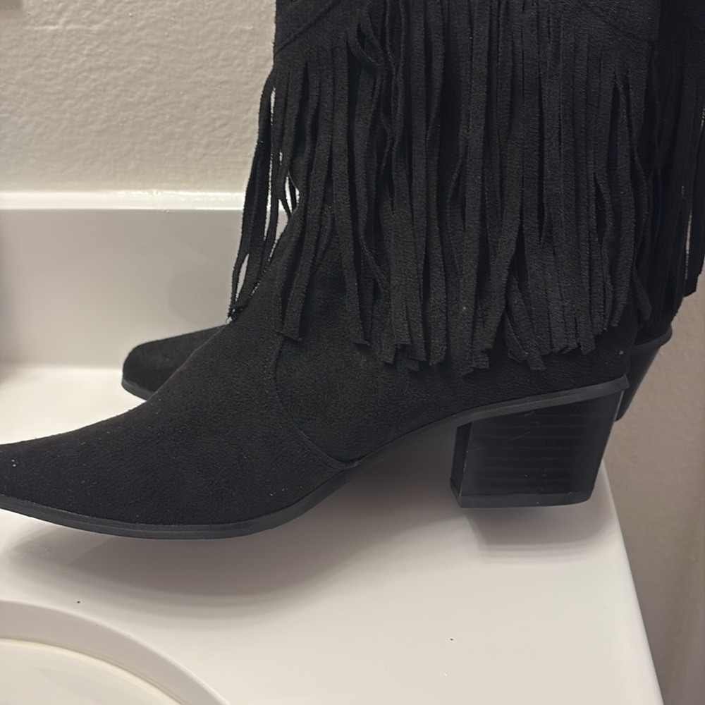 Boots small heels